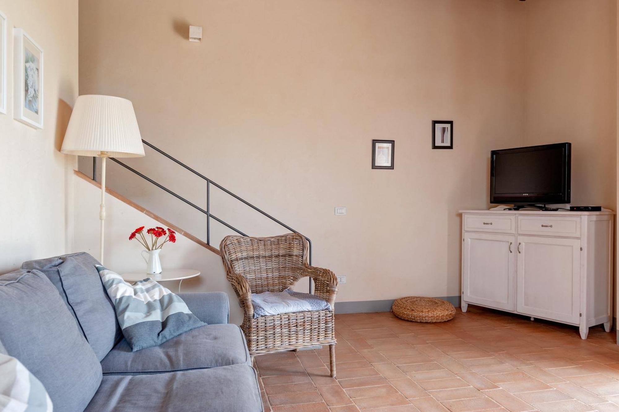 פאלאיה Il Borgo Delle Ville מראה חיצוני תמונה