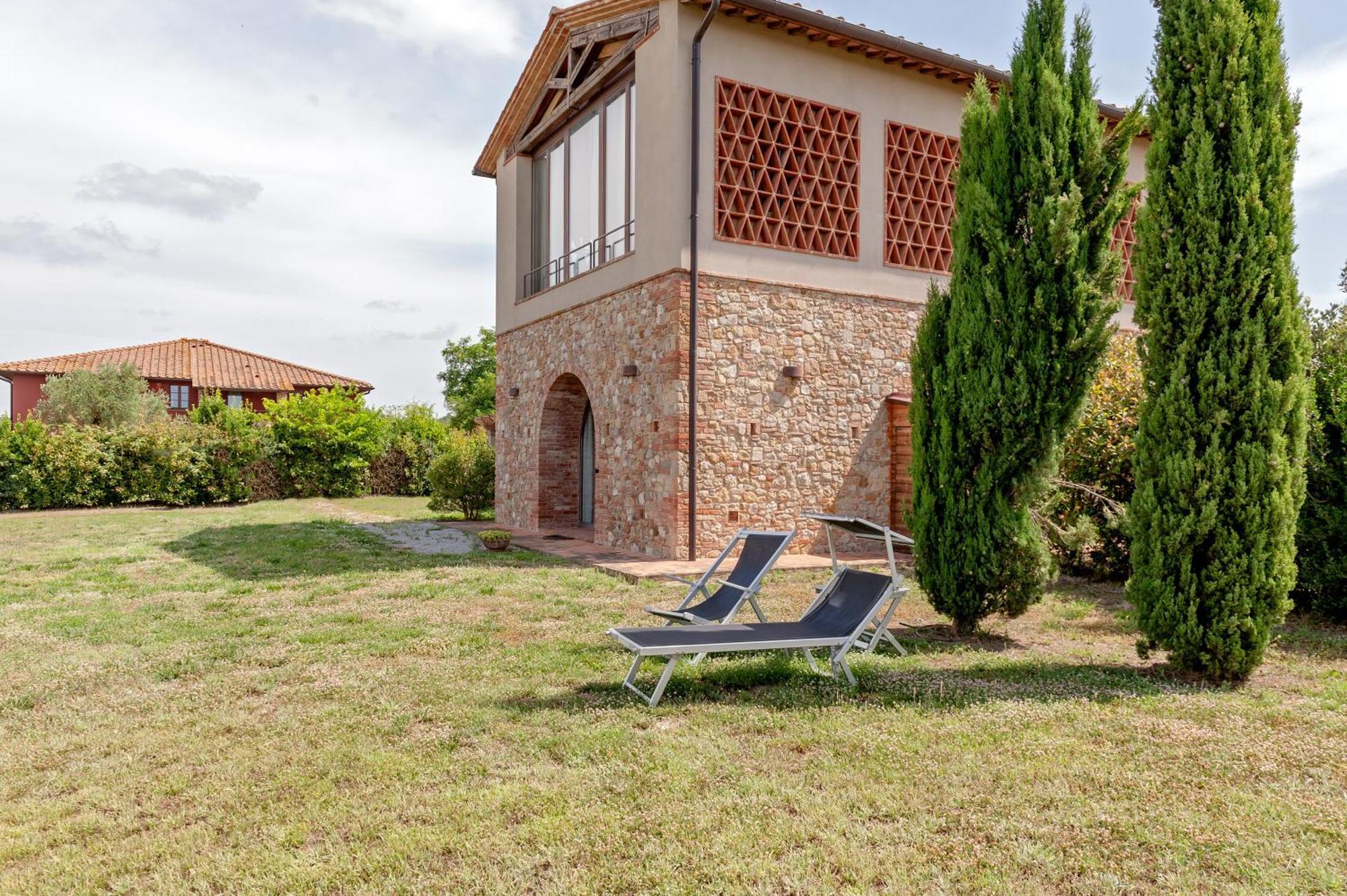 פאלאיה Il Borgo Delle Ville מראה חיצוני תמונה