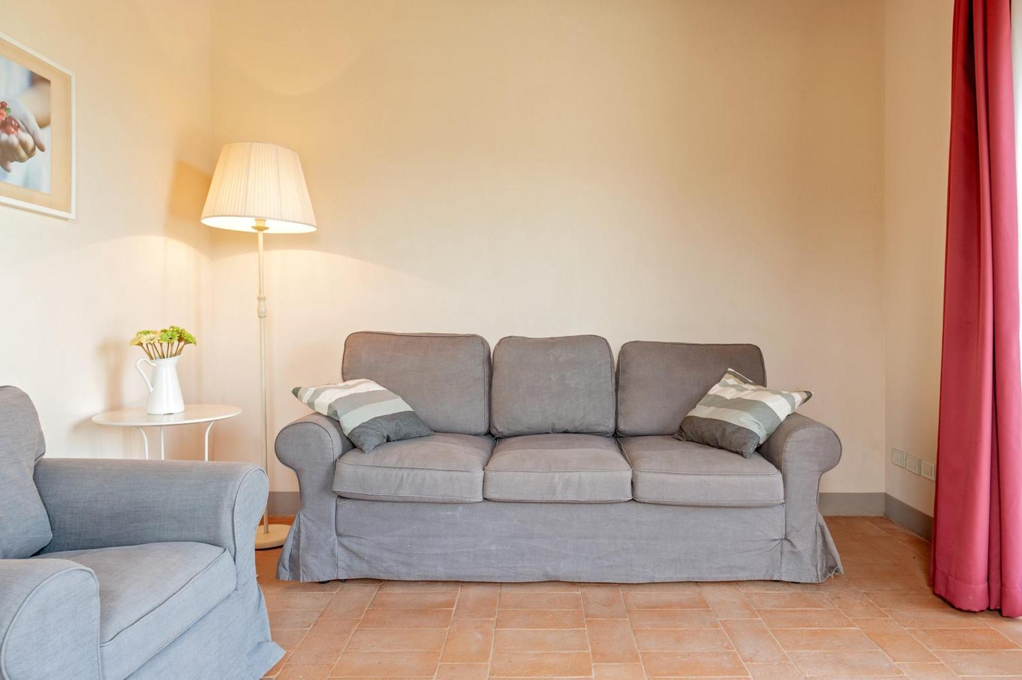פאלאיה Il Borgo Delle Ville מראה חיצוני תמונה