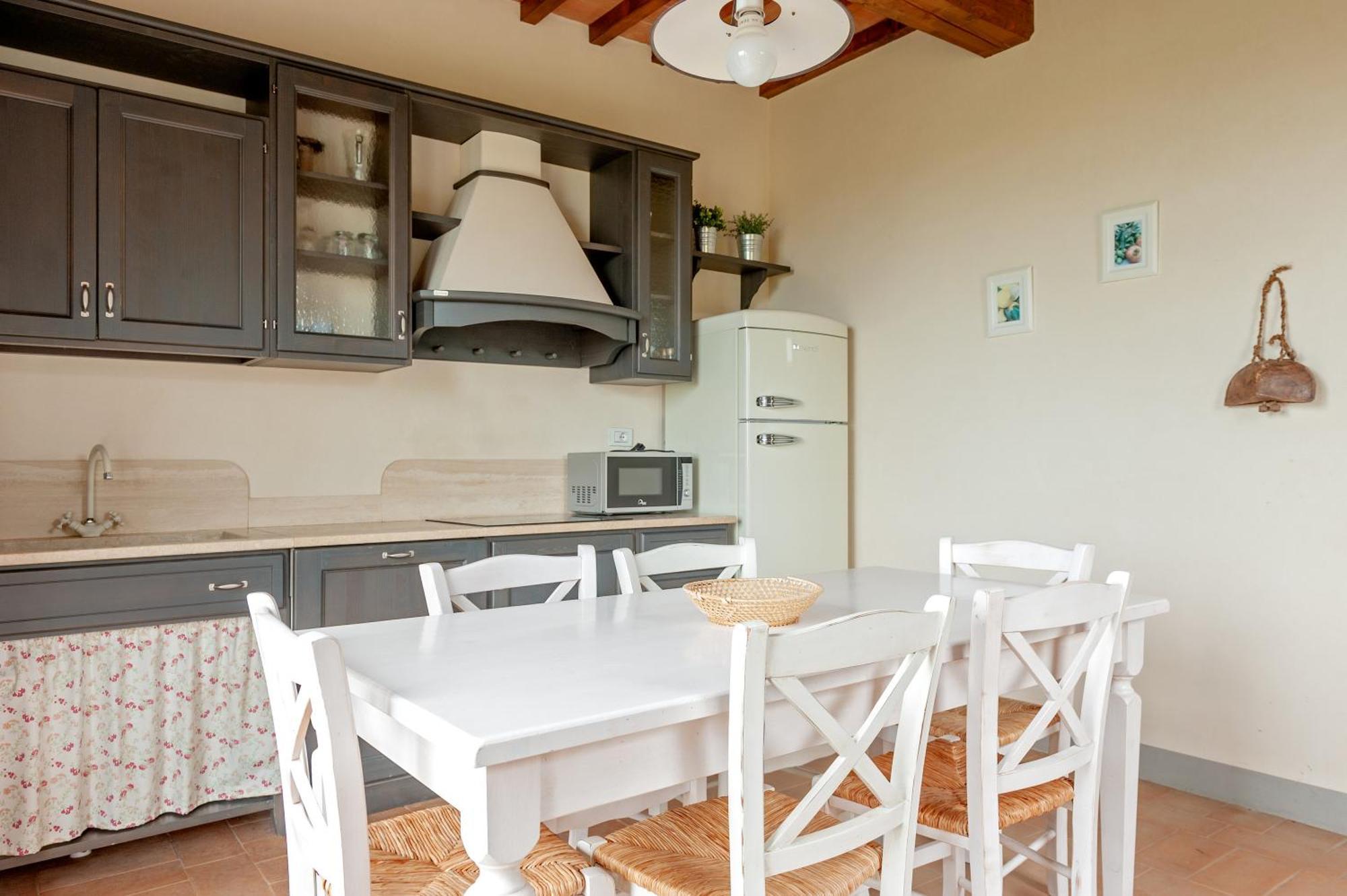 פאלאיה Il Borgo Delle Ville מראה חיצוני תמונה